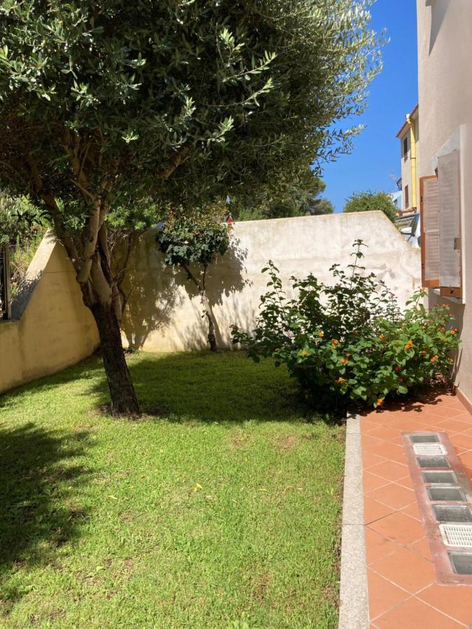Residence Olimpo Santa Teresa Gallura Ngoại thất bức ảnh