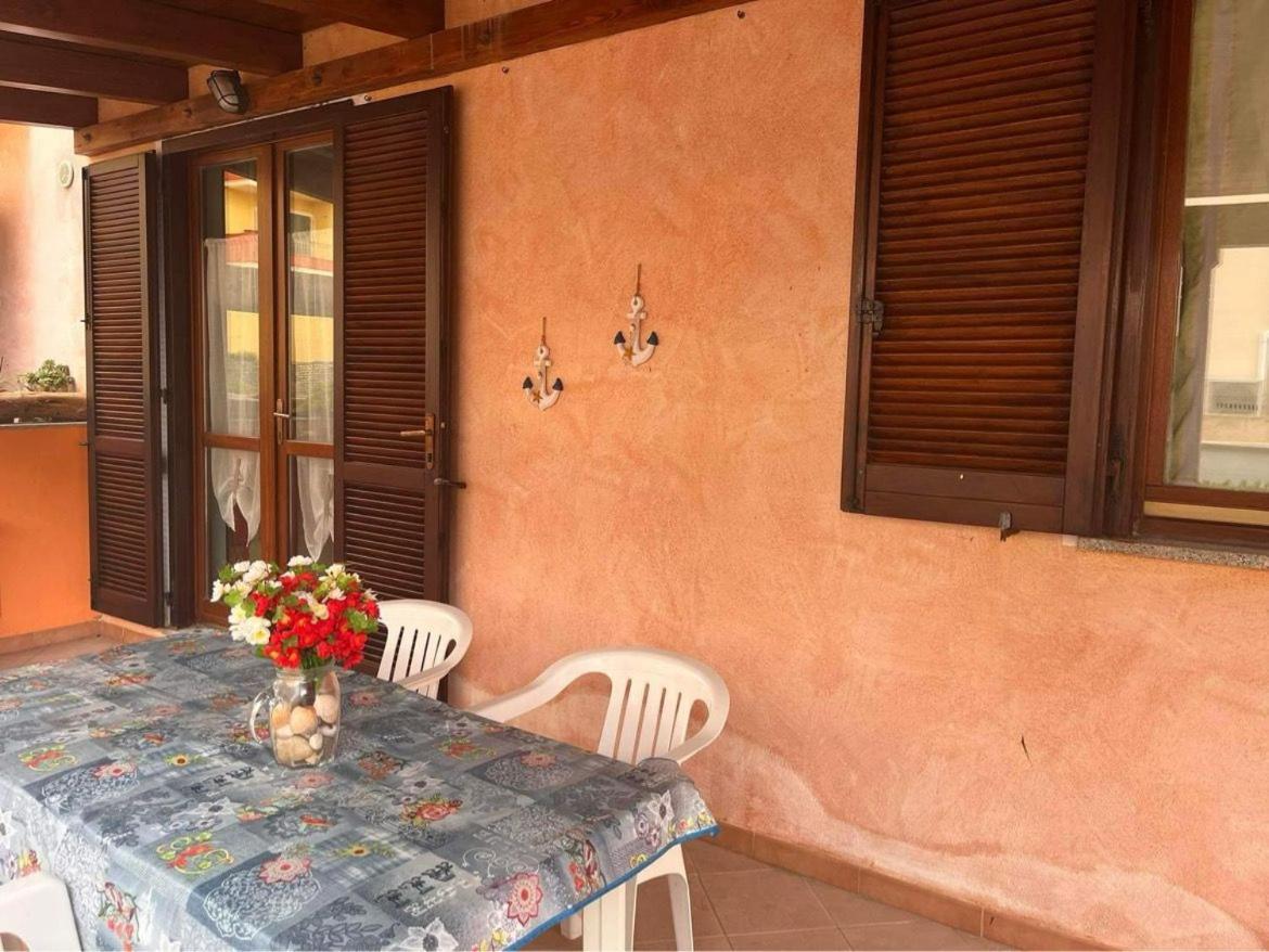 Residence Olimpo Santa Teresa Gallura Ngoại thất bức ảnh
