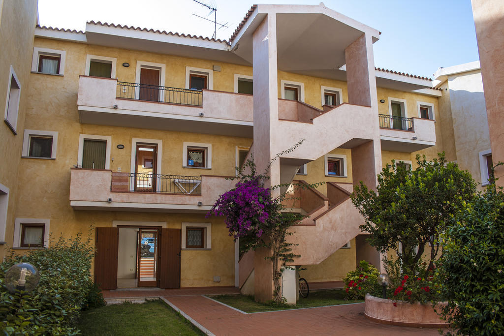 Residence Olimpo Santa Teresa Gallura Ngoại thất bức ảnh